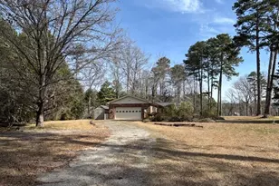 3021 Fairway Dr, Thomson, GA 30824 - Photo 2