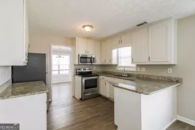 80 E Lawn Drive, Covington, GA 30016 - Photo 8