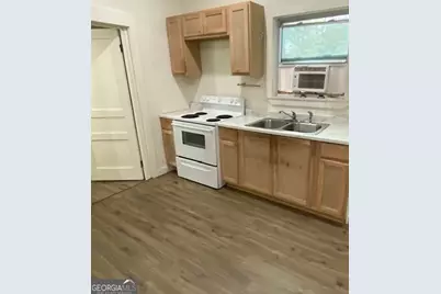 6114 Hopkins Street NE, Covington, GA 30014 - Photo 10