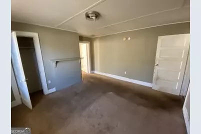 209 W Tinsley Street, Griffin, GA 30223 - Photo 16