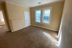 209 W Tinsley St, Griffin, GA 30223 - Photo 12