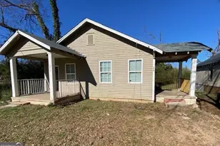 209 W Tinsley St, Griffin, GA 30223 - Photo 1