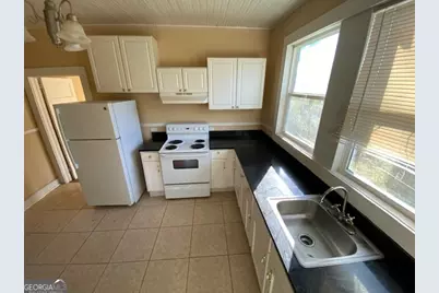 209 W Tinsley Street, Griffin, GA 30223 - Photo 6