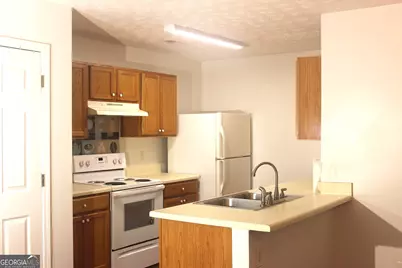 2296 Strathmoor Manor Drive, Lithonia, GA 30058 - Photo 6