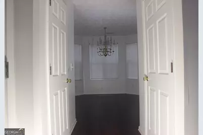 2296 Strathmoor Manor Drive, Lithonia, GA 30058 - Photo 4