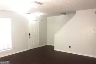 2296 Strathmoor Manor Dr, Lithonia, GA 30058 - Photo 2