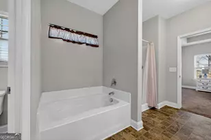 105 Garnet Ln, Griffin, GA 30224 - Photo 16