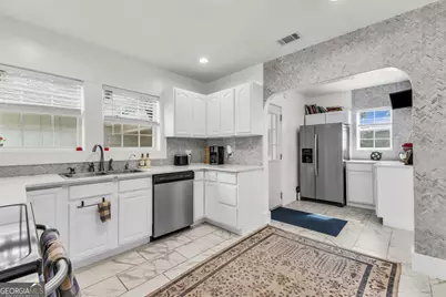 686 S 4th Street, Jesup, GA 31545 - Photo 14