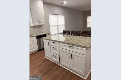 121 Johnson Street, Barnesville, GA 30204 - Photo 6