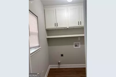 121 Johnson Street, Barnesville, GA 30204 - Photo 8