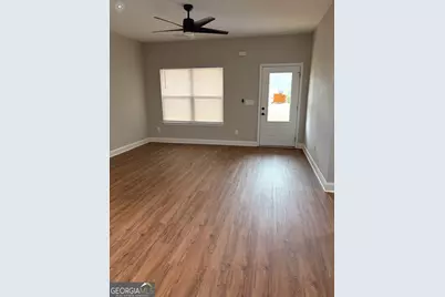 121 Johnson Street, Barnesville, GA 30204 - Photo 4