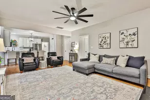 25 Couples Ct, Newnan, GA 30265 - Photo 16