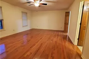 2220 Sunny Hill Rd, Lawrenceville, GA 30043 - Photo 6