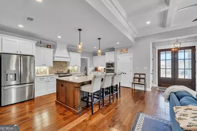 226 Landings Pointe Lane, Warner Robins, GA 31088 - Photo 8