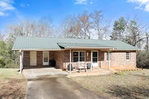 431 Clover Leaf Rd, Cleveland, GA 30528 - Photo 4