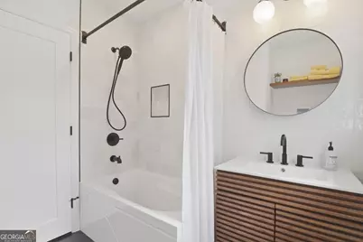 1913 E 60th Street, Savannah, GA 31404 - Photo 22