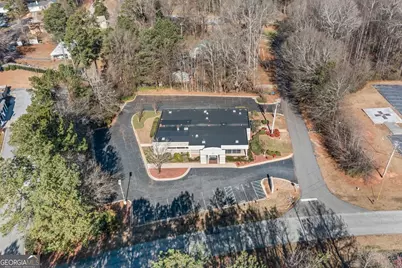 170 Cardiology Place #EXECUTIVE OFFICE, Commerce, GA 30529 - Photo 2