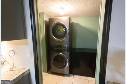 112 Fisherman Cove, Lavonia, GA 30553 - Photo 6