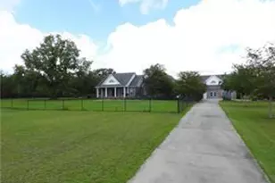 105 Lonnie Johnson Rd, Hazlehurst, GA 31539 - Photo 1