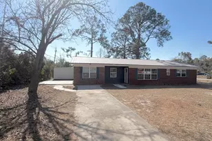 45 Kersey St, Hazlehurst, GA 31539 - Photo 2