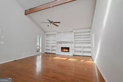 879 Lost Creek Circle, Stone Mountain, GA 30088 - Photo 10