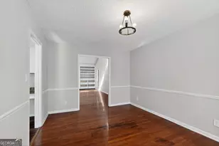 879 Lost Creek Cir, Stone Mountain, GA 30088 - Photo 6