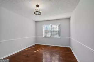 879 Lost Creek Cir, Stone Mountain, GA 30088 - Photo 14