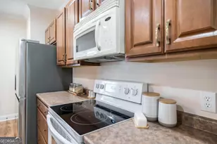 361 Spyglass Hill Dr, Perry, GA 31069 - Photo 8