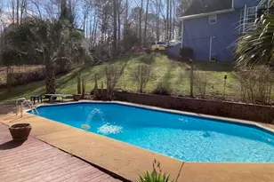 117 Brookwood Dr, Lagrange, GA 30240 - Photo 2