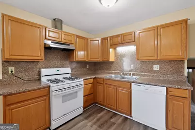 954 Cochise Trail SE, Conyers, GA 30094 - Photo 18