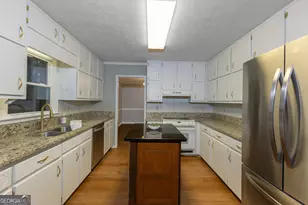 445 Merrydale Dr, Fayetteville, GA 30215 - Photo 22