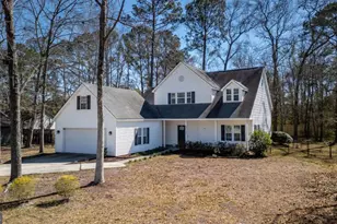 32 Steele Wood Dr, Richmond Hill, GA 31324 - Photo 1