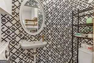 196 Reinhardt St SE, Atlanta, GA 30312 - Photo 6