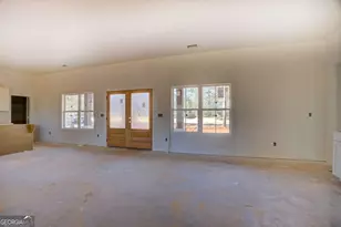 108 Woodcrest Dr, Jackson, GA 30233 - Photo 4