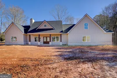 108 Woodcrest Drive, Jackson, GA 30233 - Photo 2