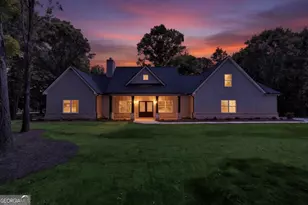 108 Woodcrest Dr, Jackson, GA 30233 - Photo 2