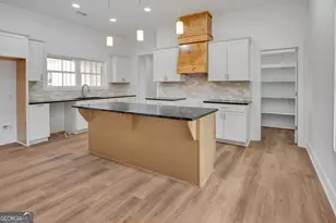 108 Woodcrest Dr, Jackson, GA 30233 - Photo 10