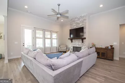 208 Township Drive, Senoia, GA 30276 - Photo 10