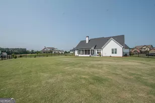 208 Township Dr, Senoia, GA 30276 - Photo 6