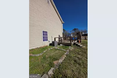 121 Bombay Lane, Grantville, GA 30220 - Photo 2