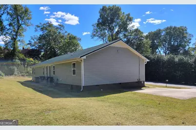 47 W New Street #APT A, Winder, GA 30680 - Photo 2