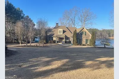 165 Sandy Lake Circle, Fayetteville, GA 30214 - Photo 2