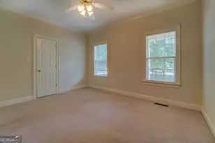 212 Willow Ridge Ln, Jackson, GA 30233 - Photo 6