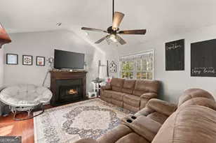 322 Ash Wood Ln, Cleveland, GA 30528 - Photo 8