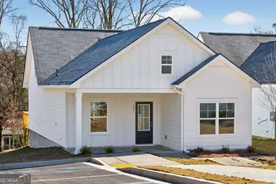 11 Crown Street, Lagrange, GA 30240 - Photo 1