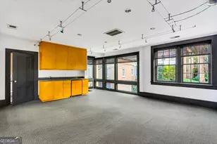 211 E Charlton St, Savannah, GA 31401 - Photo 52