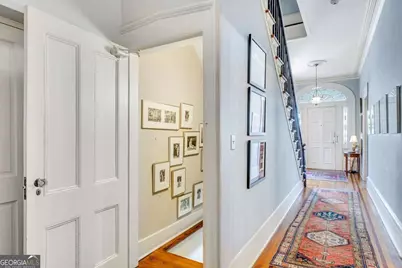 211 E Charlton Street, Savannah, GA 31401 - Photo 36