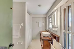 211 E Charlton St, Savannah, GA 31401 - Photo 46