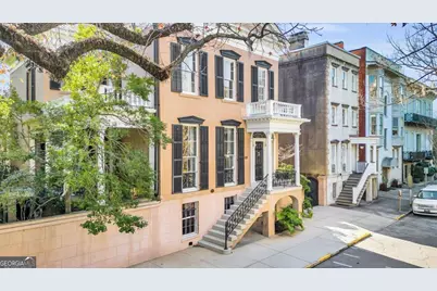 211 E Charlton Street, Savannah, GA 31401 - Photo 1