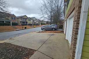 206 Southwind Ln, Newnan, GA 30265 - Photo 8